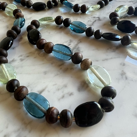 ✨FREE with purchase! Beautiful glass + wood bead necklace 32” long (doubled up) - Picture 2 of 7